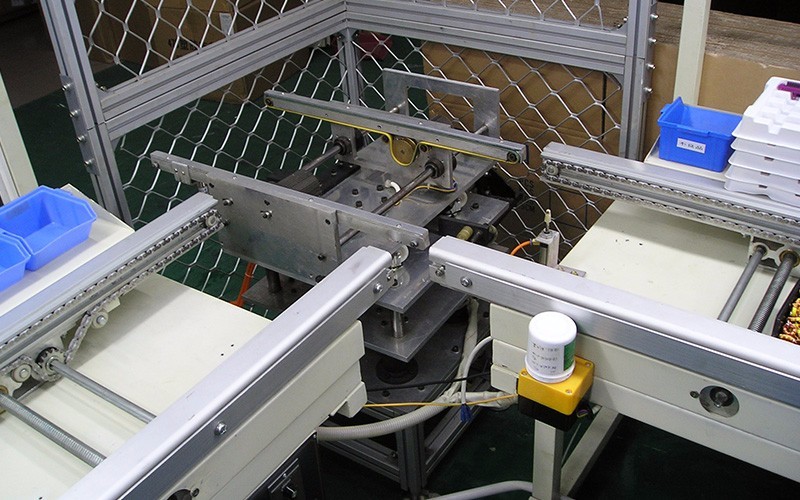 PCB板90度顶升回转台